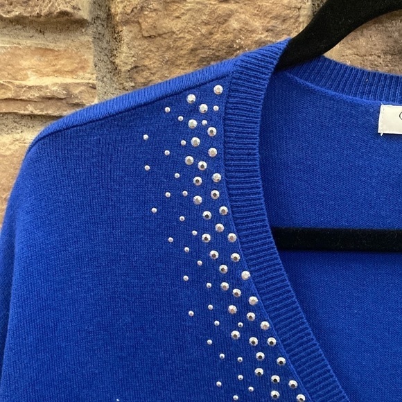 Chaus Royal blue v-neck sweater with silver embellishments. Size XL - Picture 4 of 9